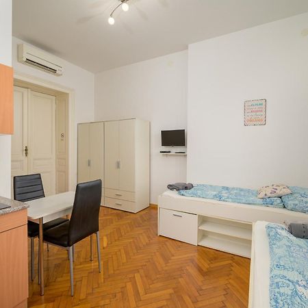 Apartments Todorovic Pula Dış mekan fotoğraf